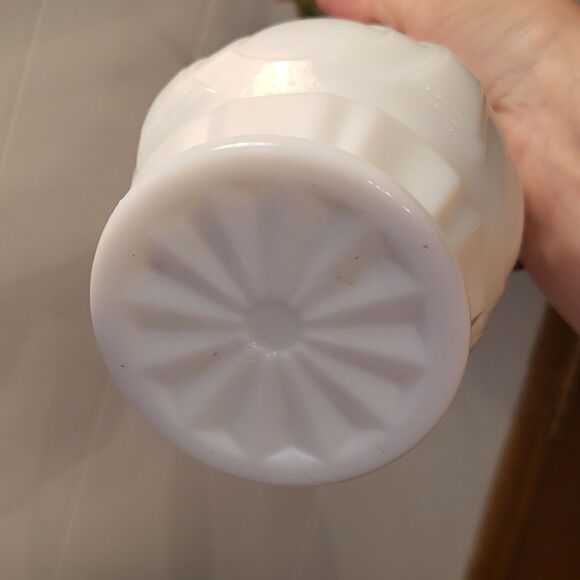 Pretty Vintage White Milk Glass Vase with Fabric Coral Roses - Picture 5 of 5